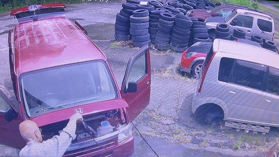 bouhangazougazougazou.jpg bouhangazougazougazou.jpg